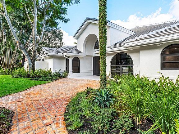 4th image of 12525 Oak Arbor Lane