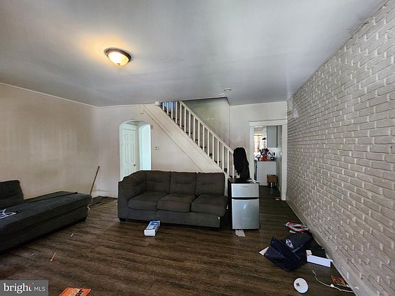 5th image of 525 Sheridan Ave