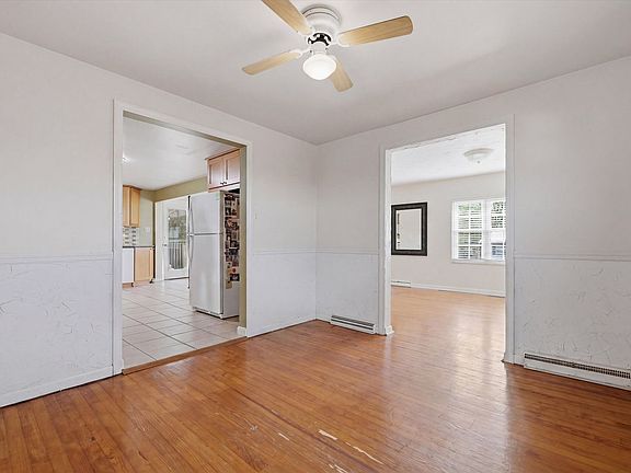 5th image of 111 Maryland Ave