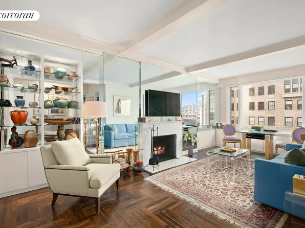 2 Sutton Place South image 1 of 9