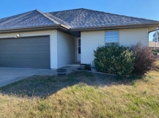 120 Arrowhead Rd #A, Willard, MO 65781