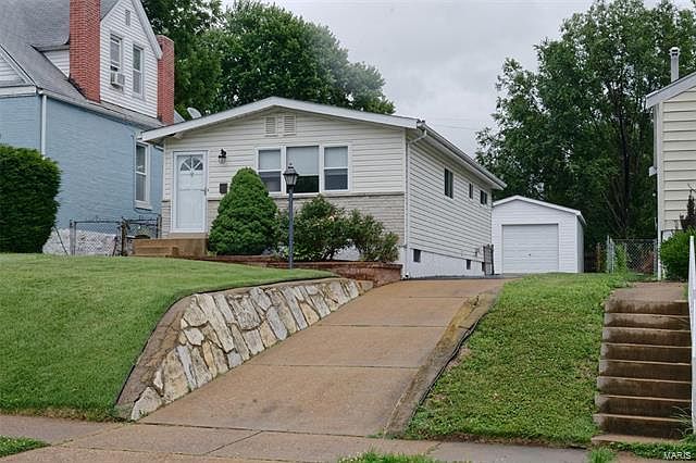 1st image of 2740 Tamm Ave
