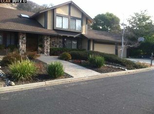 1950 Rockspring Pl, Walnut Creek, CA 94596