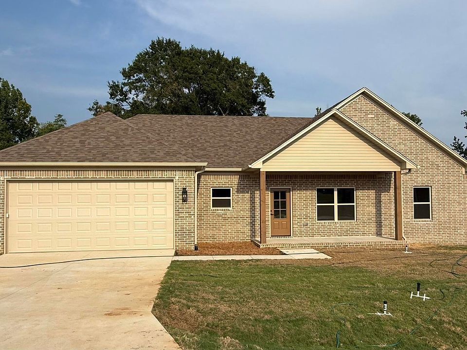 1st image of 15 Odessa Davis Dr