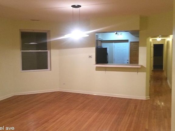 3rd image of 6651 S Drexel Ave #725