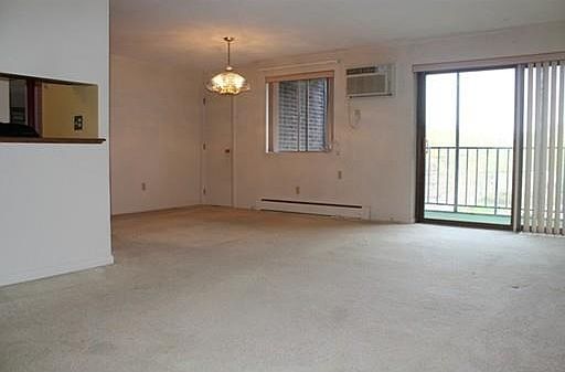 5th image of 68 Main St APT 49C