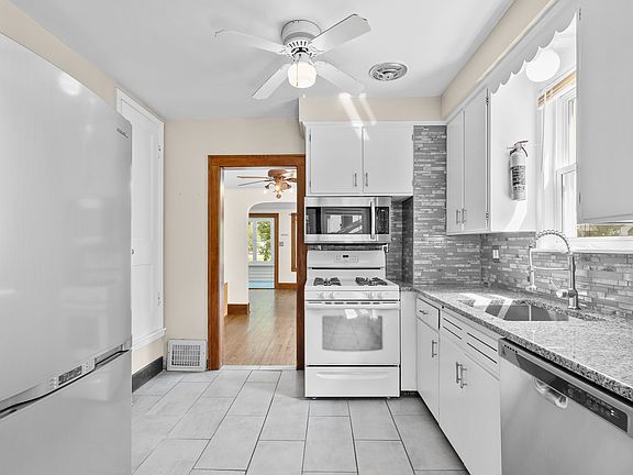 2nd image of 1314 Owana Ave