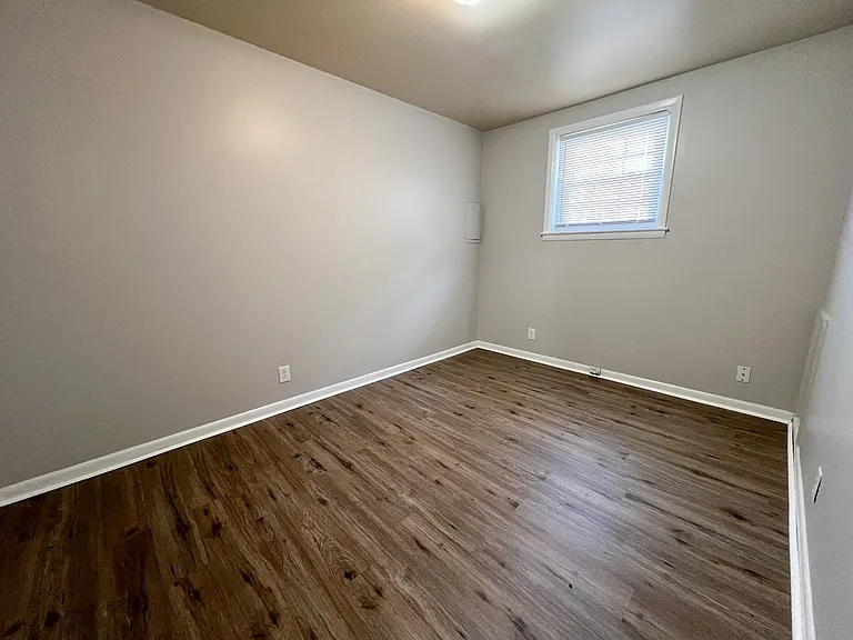 701 Power St — Photo 20