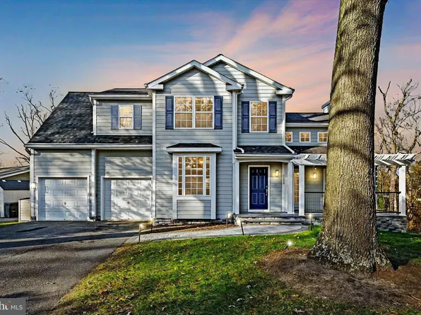 1208 Hillcreek Rd, Pasadena, MD 21122