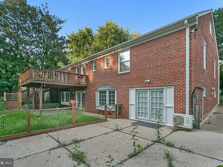 2108 48th St NW — Photo 38