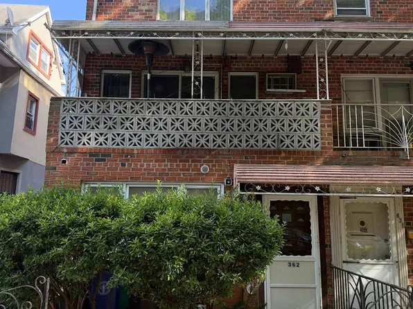 362 Webster Avenue image 1 of 4