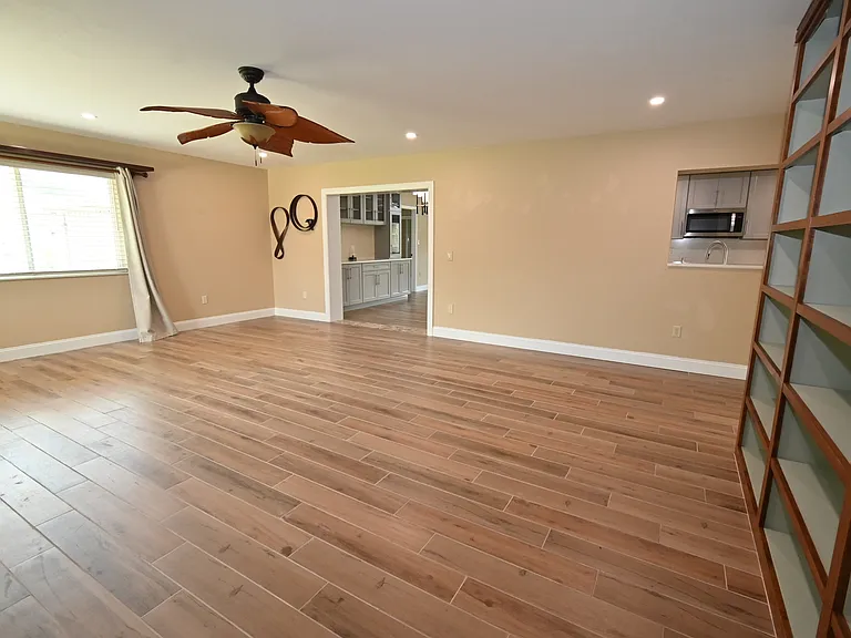 985 Quail Run — Photo 10