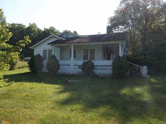 3rd image of 1454 Old York Hwy N