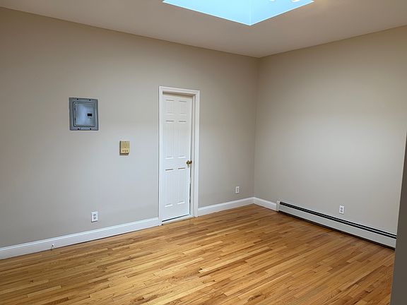 3rd image of 3609 Ditmars Blvd #2F