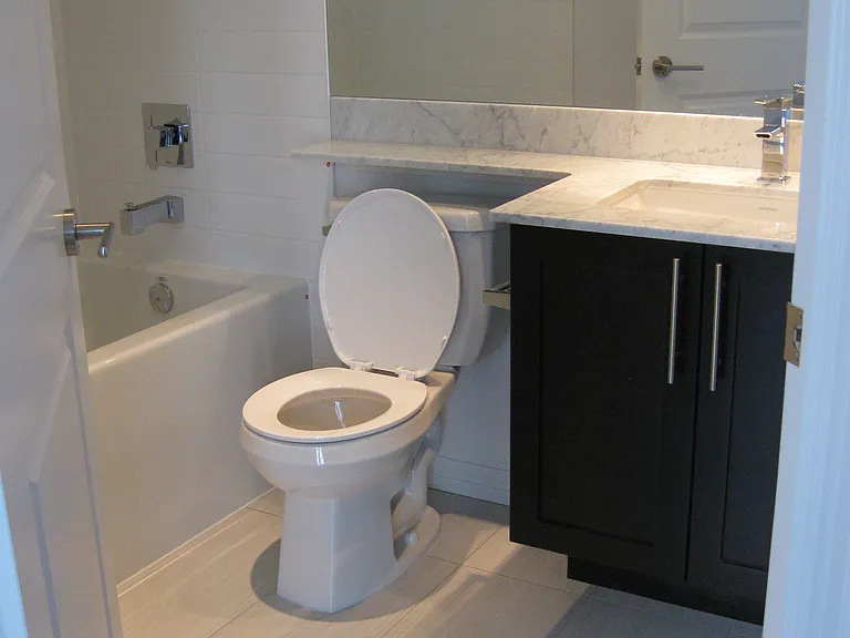 125 Western Battery Rd #506 — Photo 16