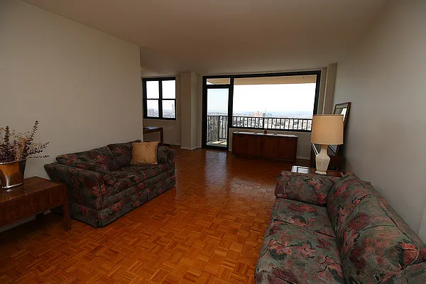 Sold by Hudson View Realty LLC | media 2