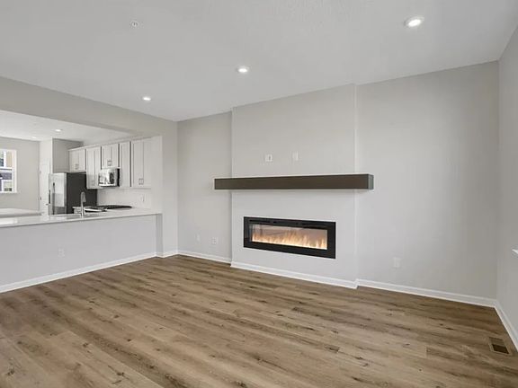 3rd image of 6521 Jody Ave S