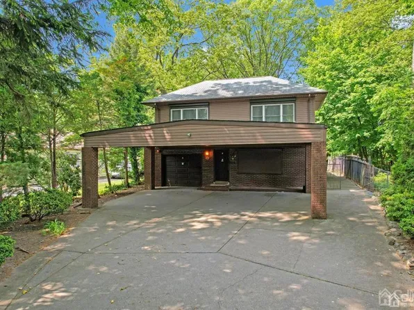 182 Grandview Ave, Edison, NJ 08837