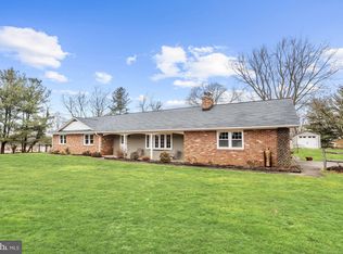 1600 Sams Creek Rd, Westminster, MD 21157