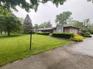 5462 Hedgerow Dr, Indianapolis, IN
