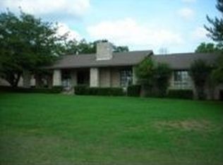 8910 Brierfield Rd, Granbury, TX 76049