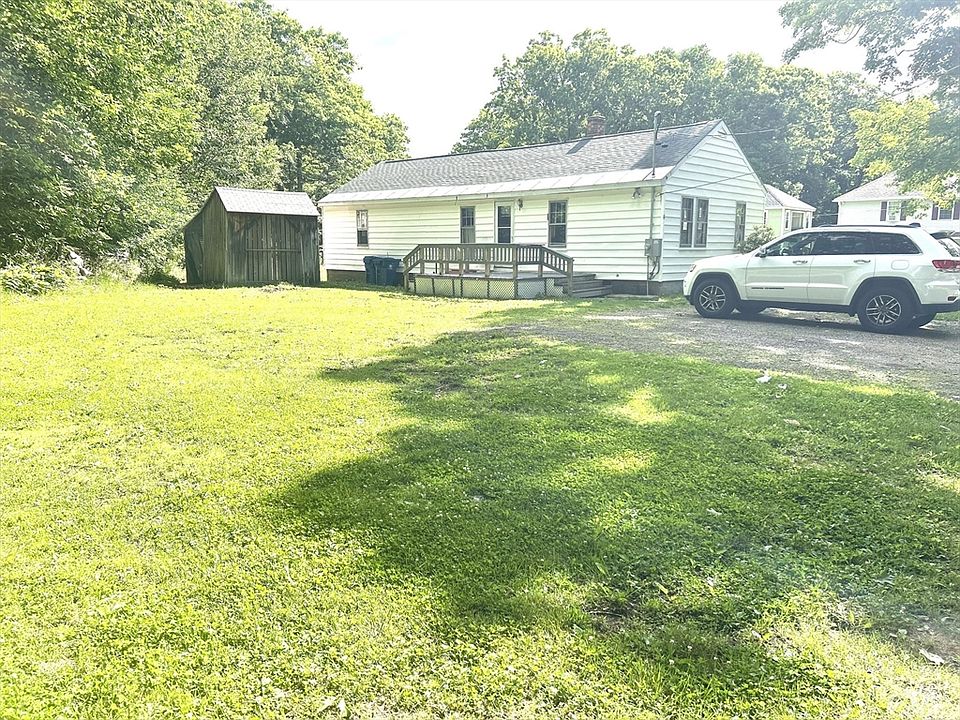 1st image of 61 Carruth Rd