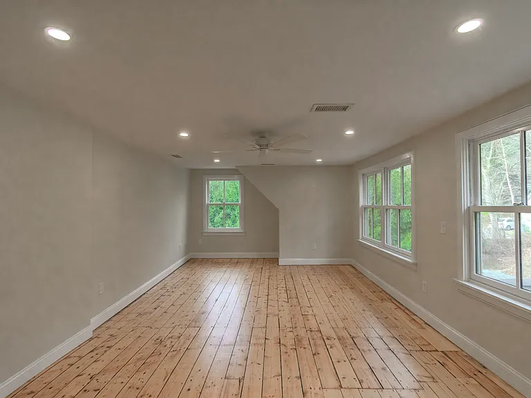 54 E Lake Stable Rd — Photo 22