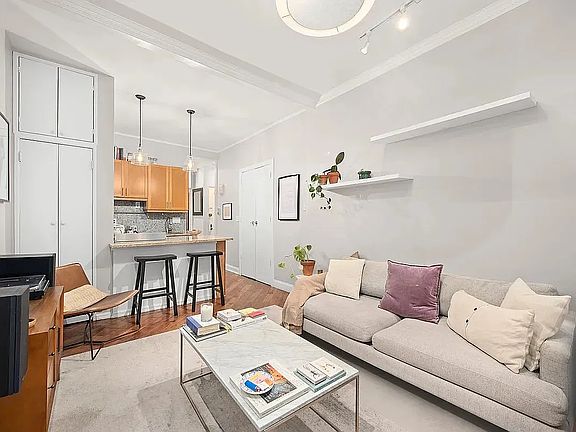 2nd image of 131 Thompson St APT 2D