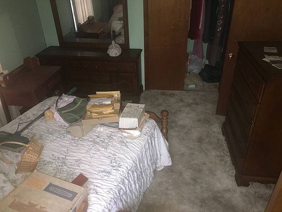 5th image of 379 Church Hill Dr