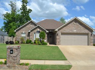 3104 Brenda Dr, Benton, AR 72015