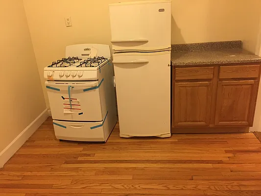 Rented by Uptown Flats LLC | media 6