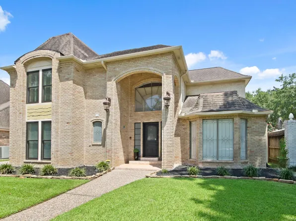 6810 Apple Valley Lane, Houston, TX 77069