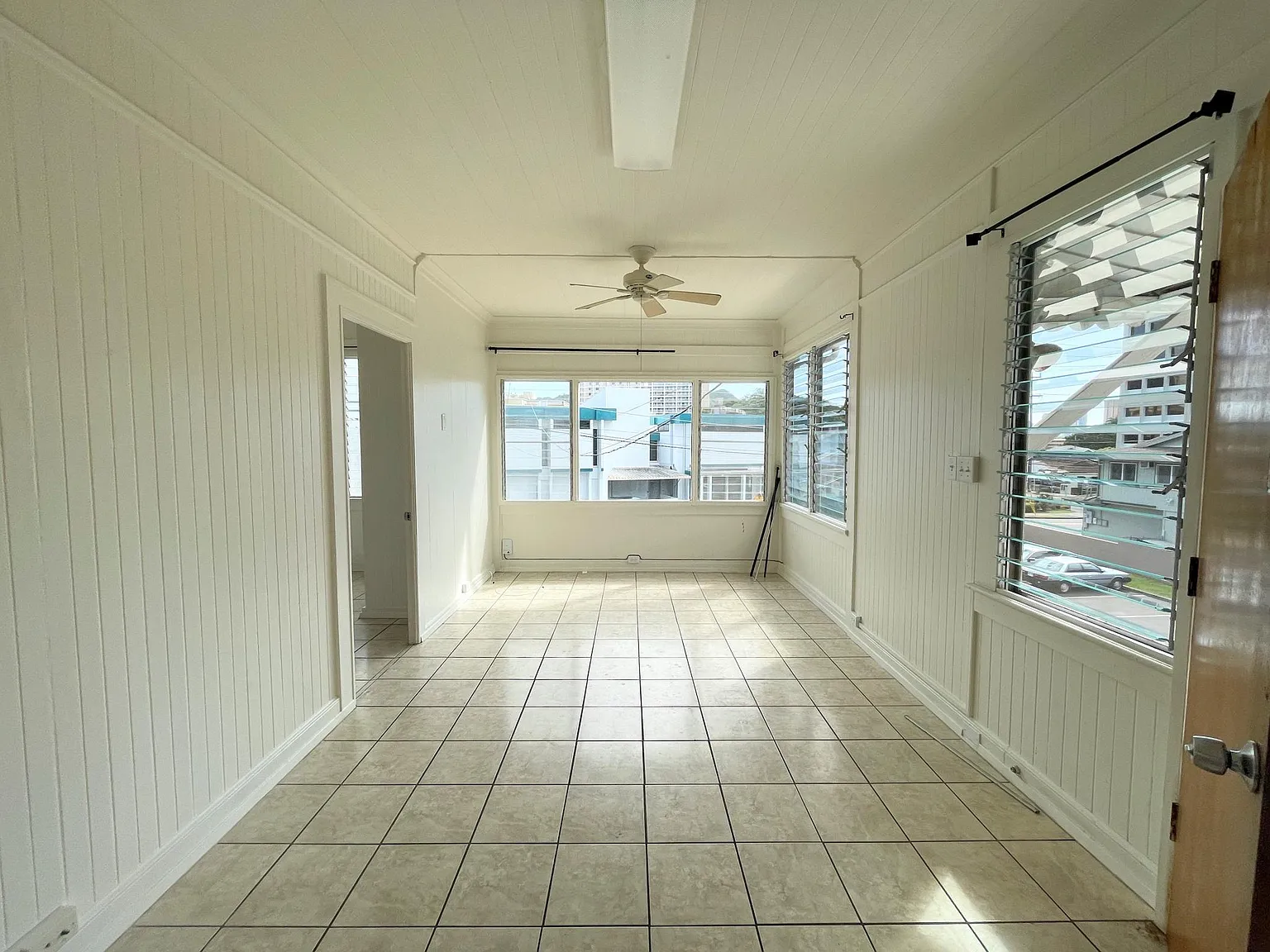 2 bed, 800 sqft, $2,500 — Photo 2
