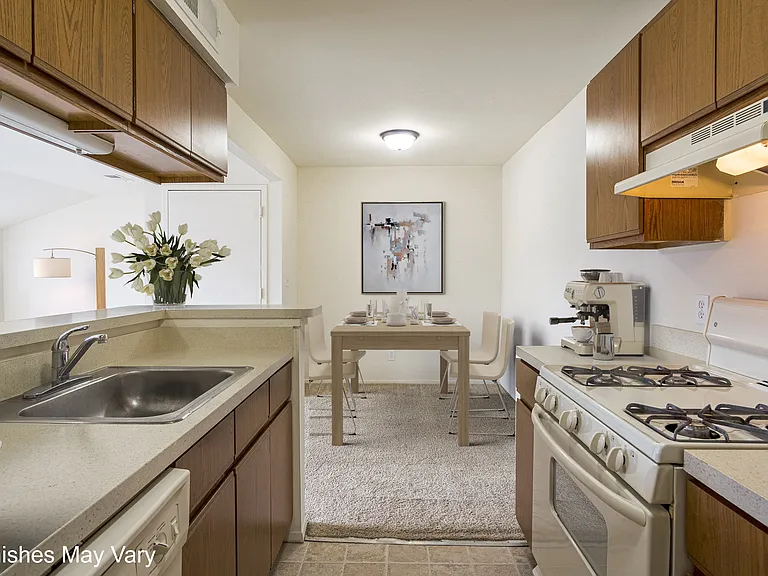 Windemere Apartments — Photo 46