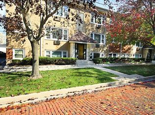 7233 Dixon St #12, Forest Park, IL 60130