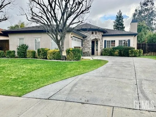 3017 Farrington Way, Bakersfield, CA 93311