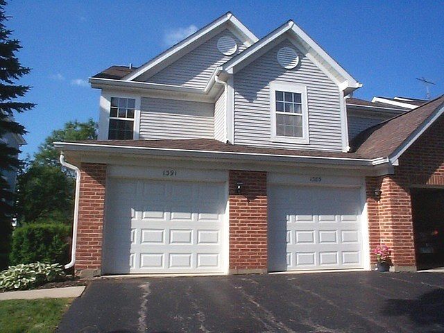 1st image of 1385 Ashbury Ln E