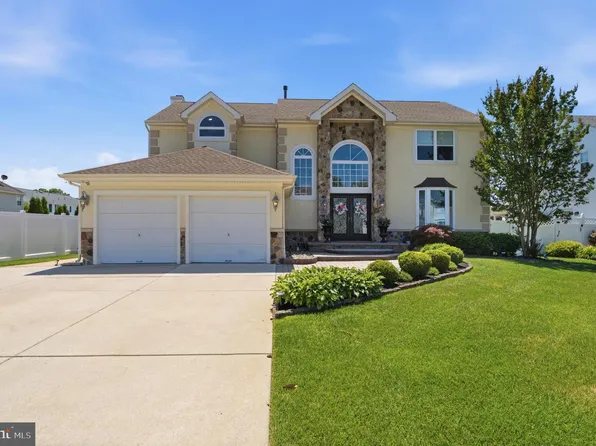 67 Haddock Dr, Sewell, NJ 08080