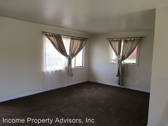 2nd image of 6325 Calle Pavana