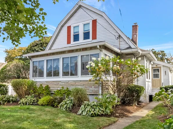 44 Braintree Ave, Quincy, MA 02169