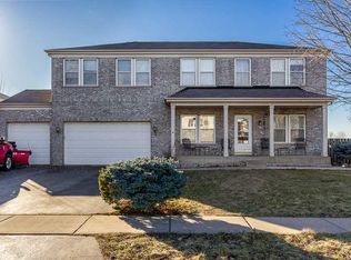 1377 Pondview Dr, Belvidere, IL 61008
