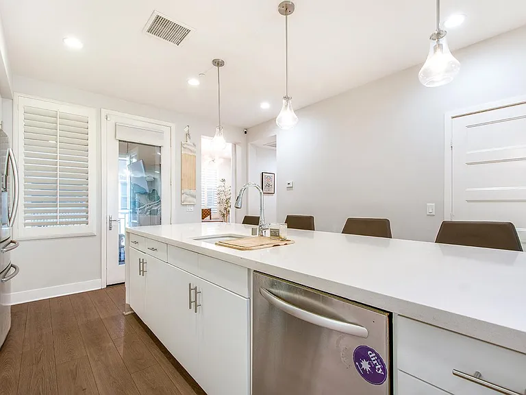 10 Brownstone Way — Photo 9
