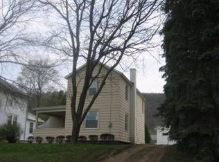 233 Robinwood Ave, Elmira Heights, NY 14903