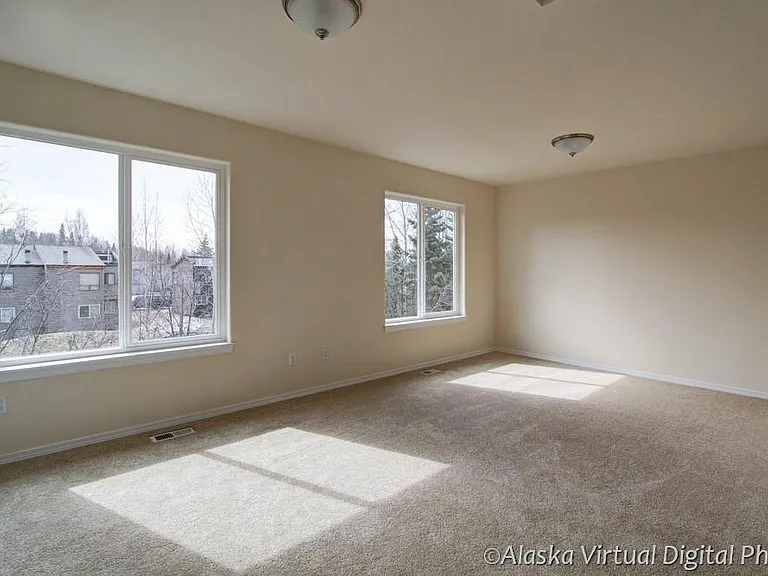 2334 E 64th Ave — Photo 5