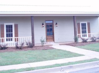 53 Robins Nest, Hattiesburg, MS 39402