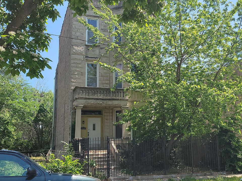 2nd image of 1535 S Sawyer Ave