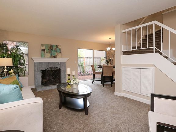 3rd image of 10197 Camberley Ln