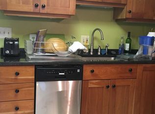 139 11th St NE APT B, Washington, DC 20002