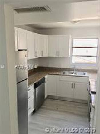 1st image of 1612 Jefferson Ave APT 201