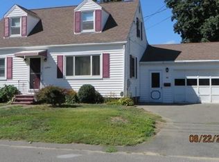 44 Roy St, Chicopee, MA 01013